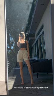 Corinna Kopf feet photo thumbnail