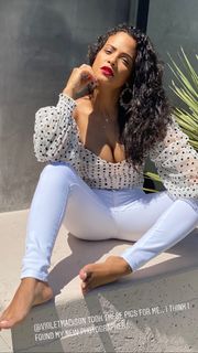 Christina Milian feet photo thumbnail
