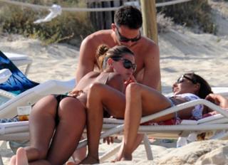 Melissa Satta feet photo thumbnail