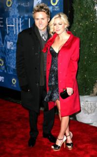 Heidi Montag feet photo thumbnail