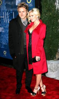 Heidi Montag feet photo thumbnail