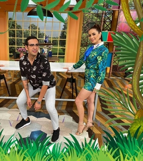 Cynthia Rodríguez feet photo thumbnail
