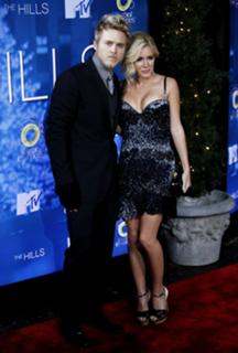 Heidi Montag feet photo thumbnail