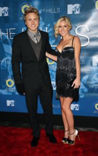 Heidi Montag feet photo thumbnail