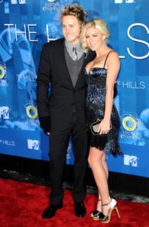 Heidi Montag feet photo thumbnail