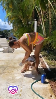 Anitta feet photo thumbnail