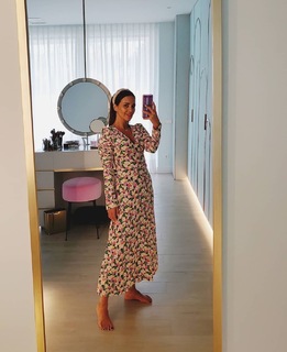 Paula Echevarría feet photo thumbnail