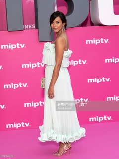 Jessica Lucas feet photo 2