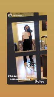 Cleo feet photo thumbnail