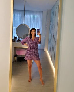 Paula Echevarría feet photo thumbnail