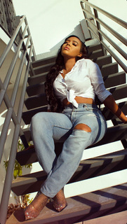 Angela Simmons feet photo thumbnail