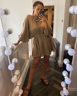 Rochelle Humes feet photo thumbnail