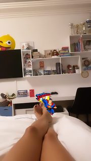 Elisabetta Gregoraci feet photo thumbnail