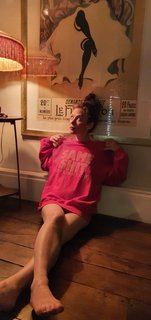 Anna Friel feet photo thumbnail