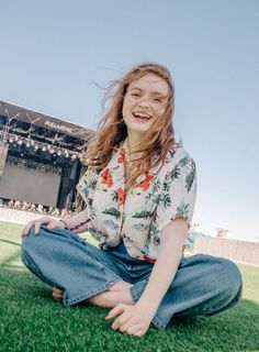 Sadie Sink feet photo 2