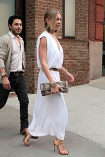 LeAnn Rimes feet photo thumbnail