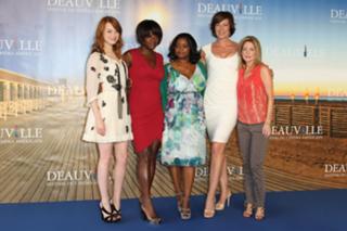 Allison Janney feet photo thumbnail
