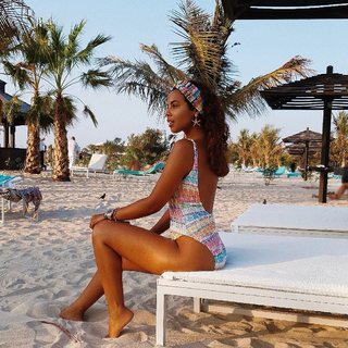 Rochelle Humes feet photo thumbnail