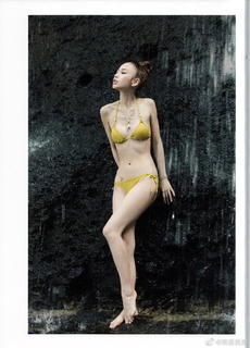 Angelababy feet photo thumbnail