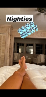 Kelly Bensimon feet photo thumbnail