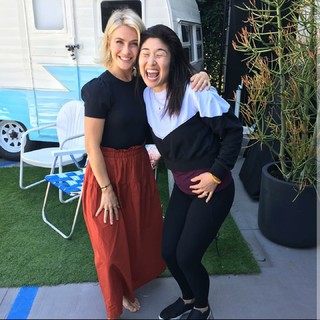 Julianne Hough feet photo thumbnail