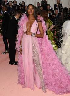 Naomi Campbell feet photo thumbnail