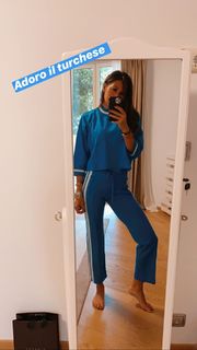 Elisabetta Gregoraci feet photo thumbnail