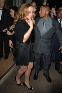Mariah Carey feet photo thumbnail