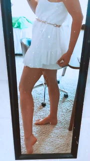 Ludovica Frasca feet photo thumbnail