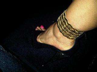 Evelyn Lozada feet photo thumbnail