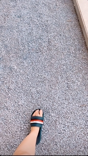 Parineeti Chopra feet photo thumbnail
