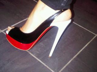 Evelyn Lozada feet photo thumbnail