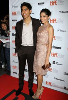 Freida Pinto feet photo thumbnail