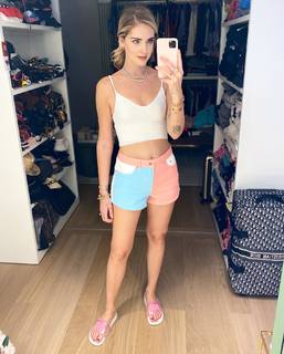 Chiara Ferragni feet photo thumbnail