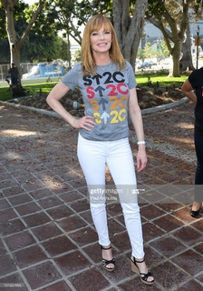 Marg Helgenberger feet photo thumbnail