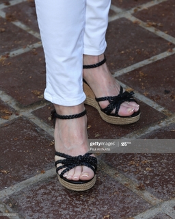 Marg Helgenberger feet photo thumbnail