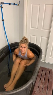 Paige VanZant feet photo thumbnail