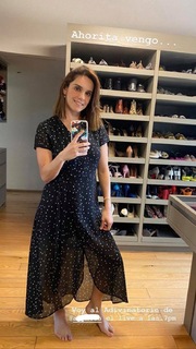 Tania Rincón feet photo thumbnail