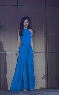 Angelababy feet photo thumbnail