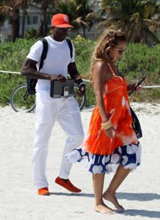 Evelyn Lozada feet photo thumbnail