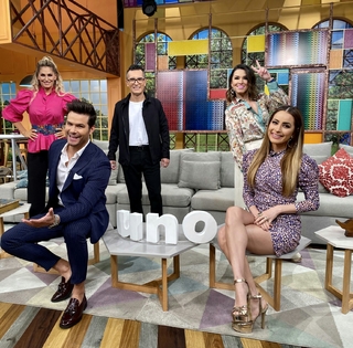 Cynthia Rodríguez feet photo thumbnail