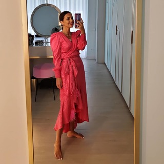 Paula Echevarría feet photo thumbnail
