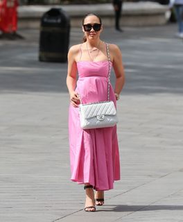 Myleene Klass feet photo thumbnail