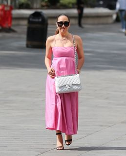 Myleene Klass feet photo thumbnail