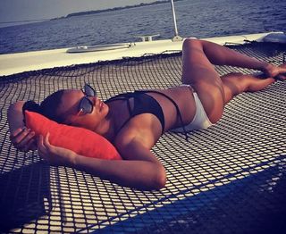 Alesha Dixon feet photo thumbnail