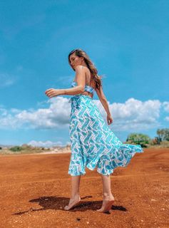Athina Oikonomakou feet photo thumbnail