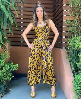 Galilea Montijo feet photo thumbnail