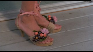Jennifer Connelly feet photo thumbnail
