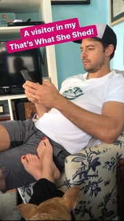 Angela Kinsey feet photo thumbnail