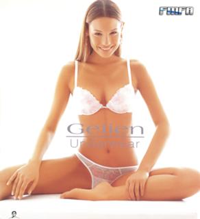 Carolina Ardohain feet photo thumbnail